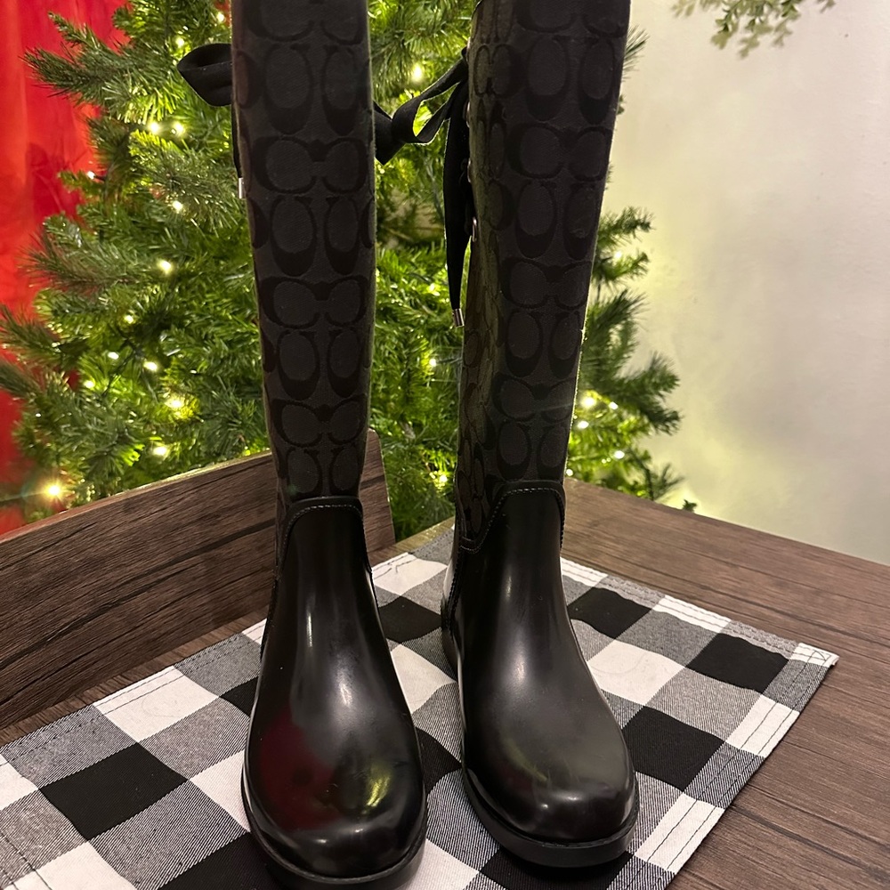 Coach- {Q1284} Tristee black Signature Jacquard lace up Wellies rain boots